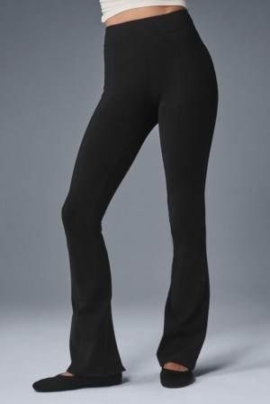 Κολαν γυναικεια Alo Yoga Airbrush High-Waist Kick-Back μαυρα | Greece JPIEB-7345