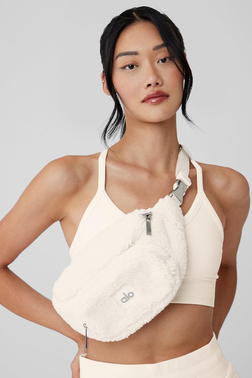 Bum Bags γυναικεια Alo Yoga Sherpa Explorer Fanny Pack Ivory | Greece  EQPGF-7214