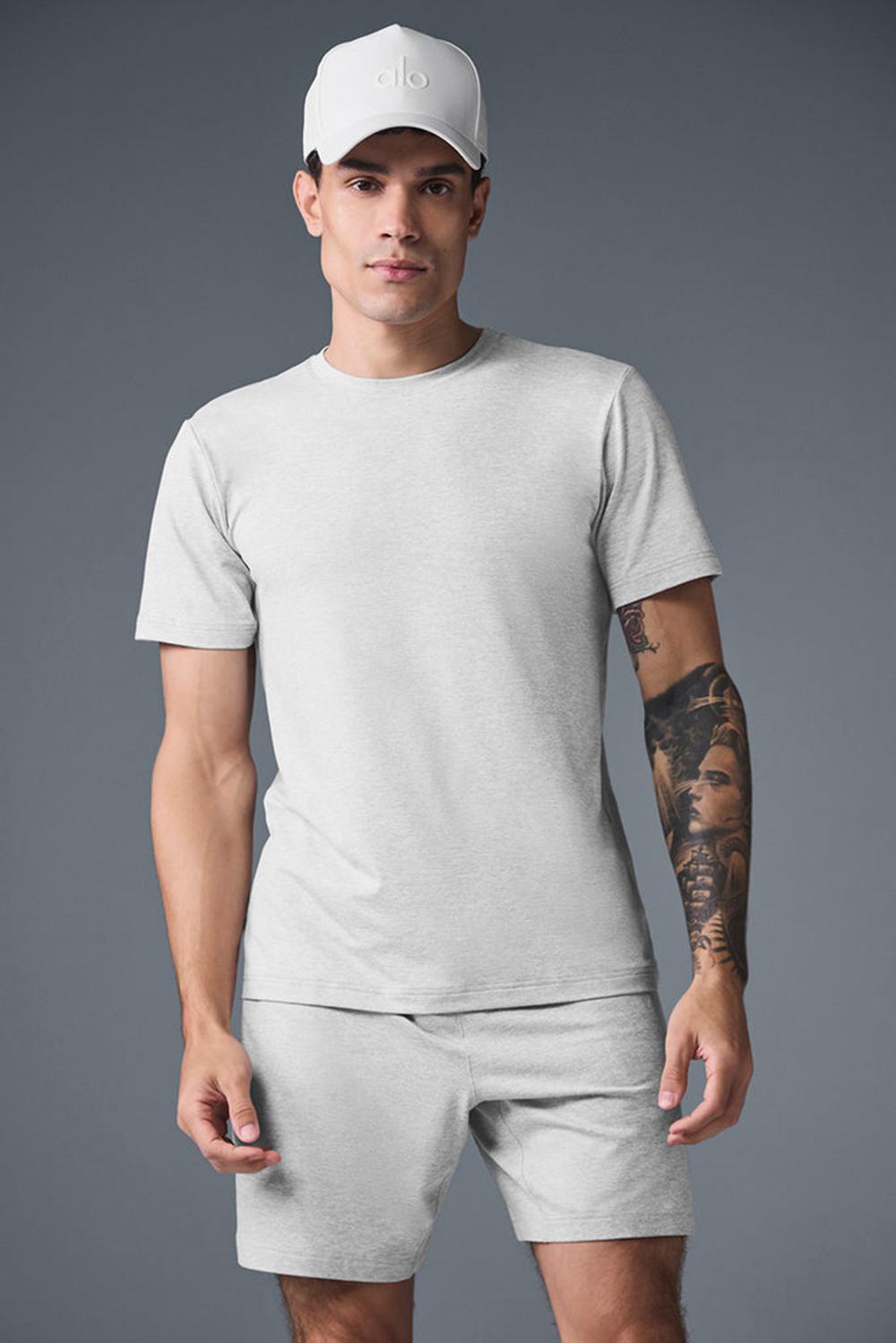 Short Sleeve ανδρικα Alo Yoga Conquer Reform Crewneck γκρι | Greece  FSXGL-4238