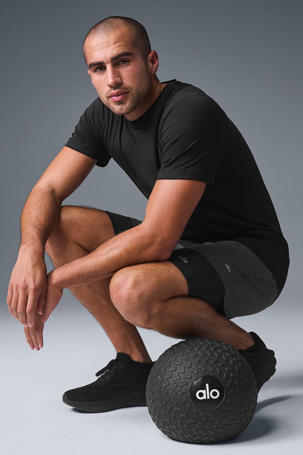 Short Sleeve ανδρικα Alo Yoga Conquer Reform Crewneck μαυρα | Greece  IMGTS-1340