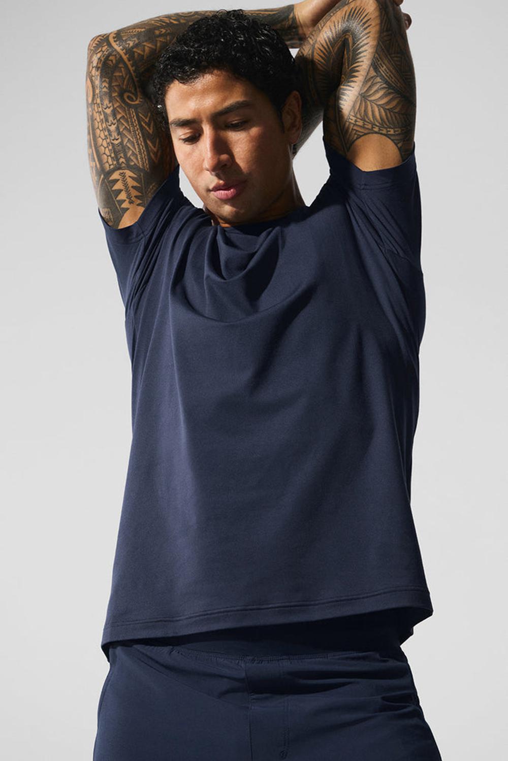 Short Sleeve ανδρικα Alo Yoga Conquer Reform Crewneck σκουρο μπλε | Greece  ZIDTC-5309