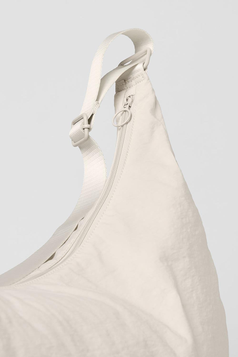 Τσάντα Sling γυναικεια Alo Yoga Om The Go Gym Bone | Greece  HFSDQ-5963