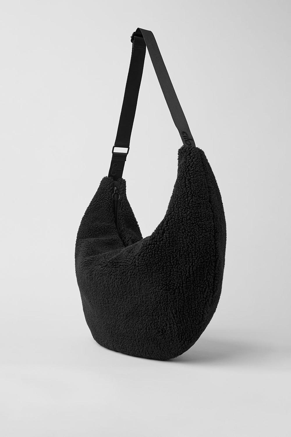 Τσάντα Sling γυναικεια Alo Yoga Sherpa Om The Go μαυρα | Greece  QFVAR-7908