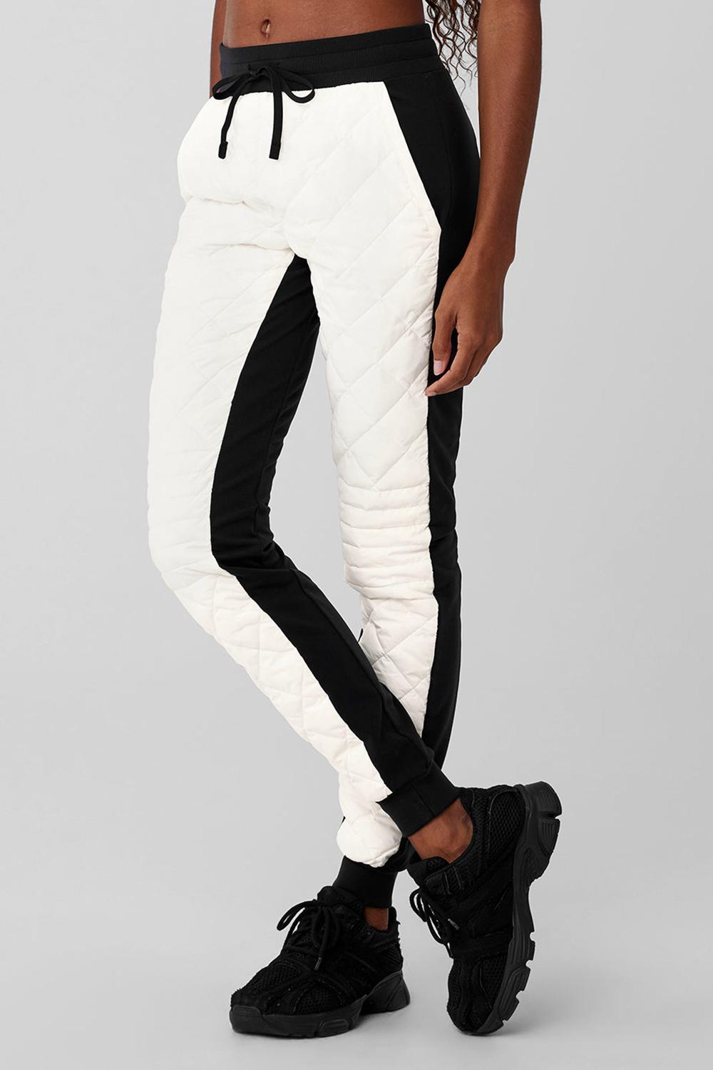 Παντελονι γυναικεια Alo Yoga Airbrush Winter Warm High-Waist Moto μαυρα | Greece  WIXQJ-6532