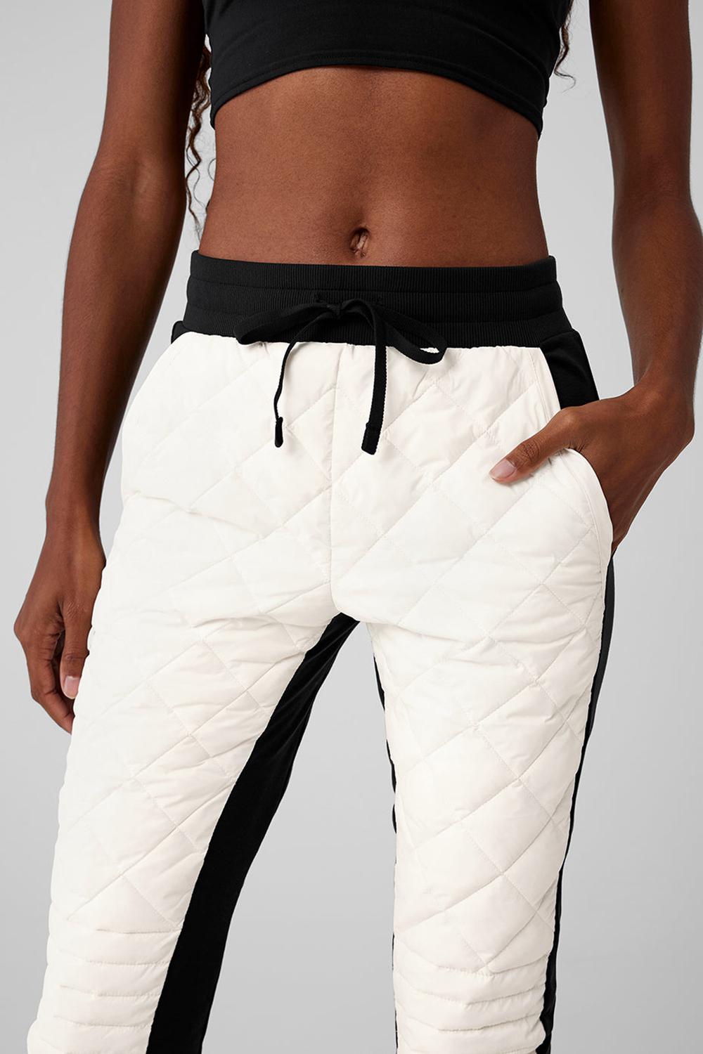 Παντελονι γυναικεια Alo Yoga Airbrush Winter Warm High-Waist Moto μαυρα | Greece  WIXQJ-6532