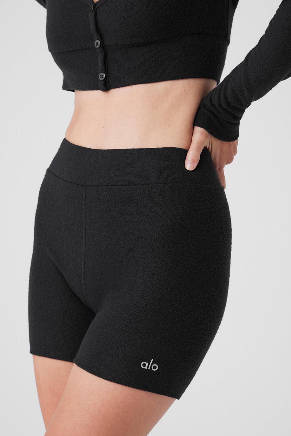 Σορτσ γυναικεια Alo Yoga Alolux High-Waist Me Time μαυρα | Greece  FYKZI-1683