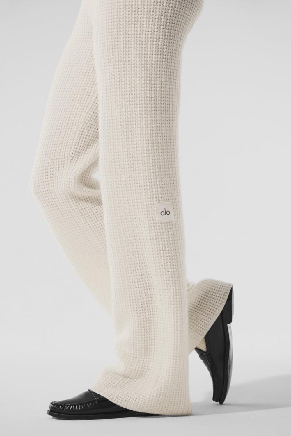Παντελονι γυναικεια Alo Yoga Cashmere High-Waist Plush Waffle Ivory | Greece  HULZA-3521