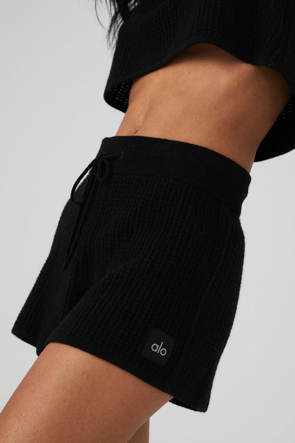 Σορτσ γυναικεια Alo Yoga Cashmere High-Waist Plush Waffle μαυρα | Greece  IWZRE-3281
