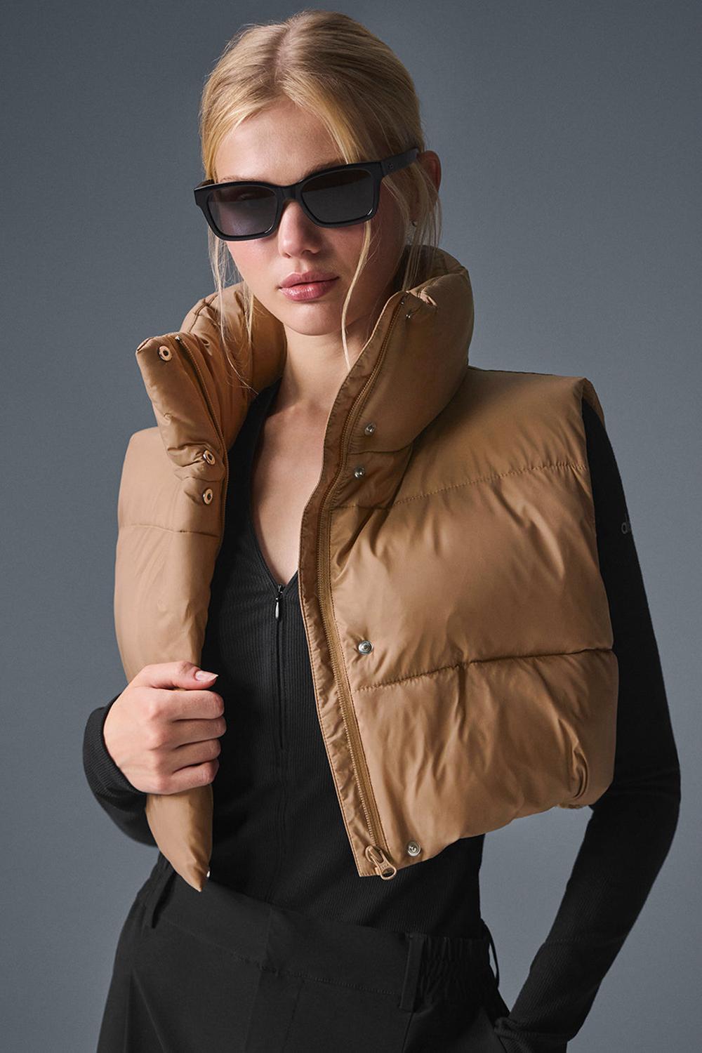 Γιλεκο γυναικεια Alo Yoga Cropped Gold Rush Puffer Toasted Almond | Greece  ZEKMQ-4891