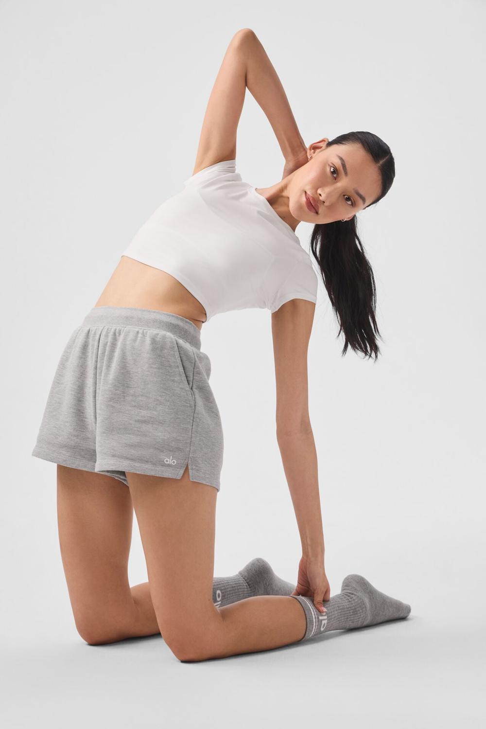Σορτσ γυναικεια Alo Yoga Low Key Sweat γκρι | Greece  DAFUB-9372