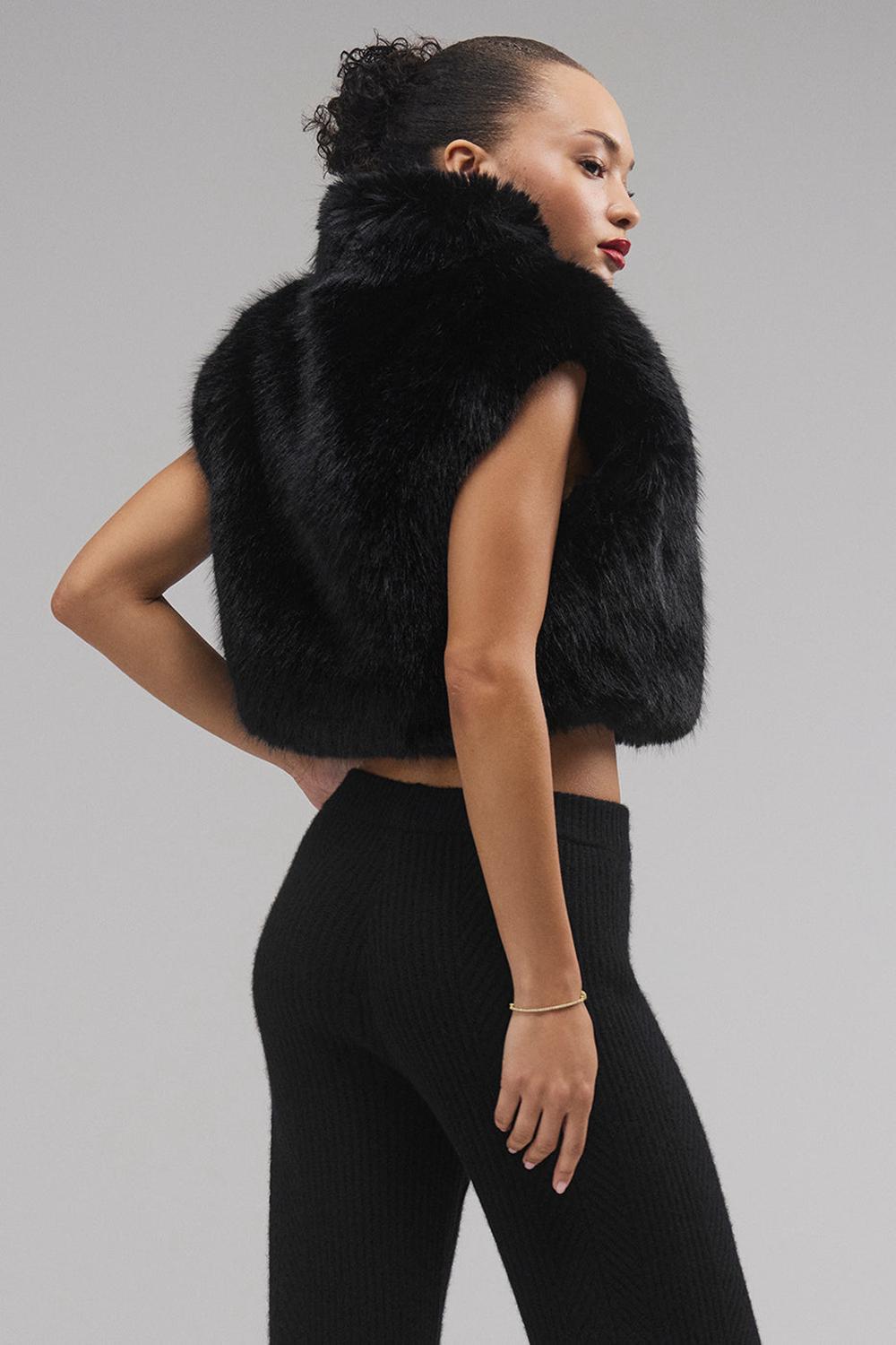 Γιλεκο γυναικεια Alo Yoga Opulent Faux Fur Cropped μαυρα | Greece  TFDMR-1023
