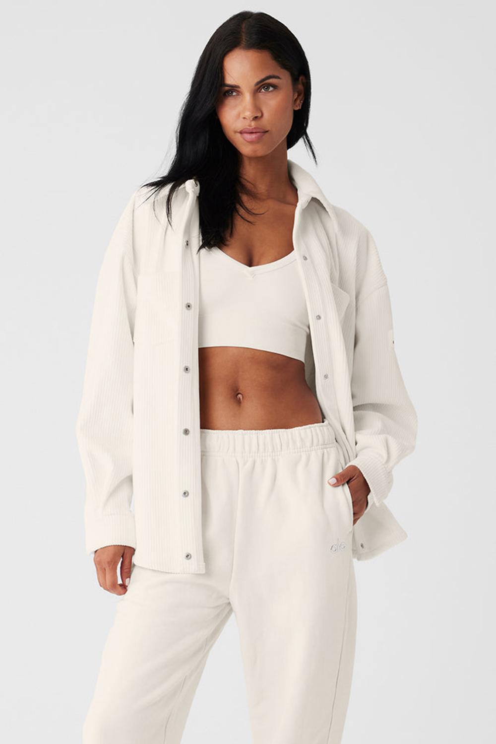 Μπουφαν γυναικεια Alo Yoga Ribbed Velour Mountain Side Shacket Ivory | Greece  WFHLC-6210