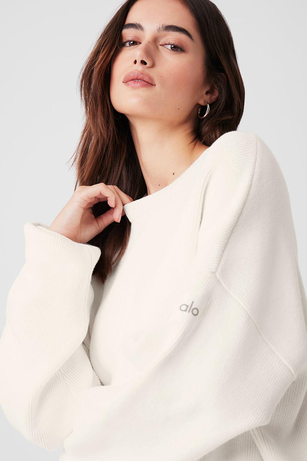 Πουλόβερ γυναικεια Alo Yoga Scholar Crew Neck Ivory | Greece  GWVQF-5904