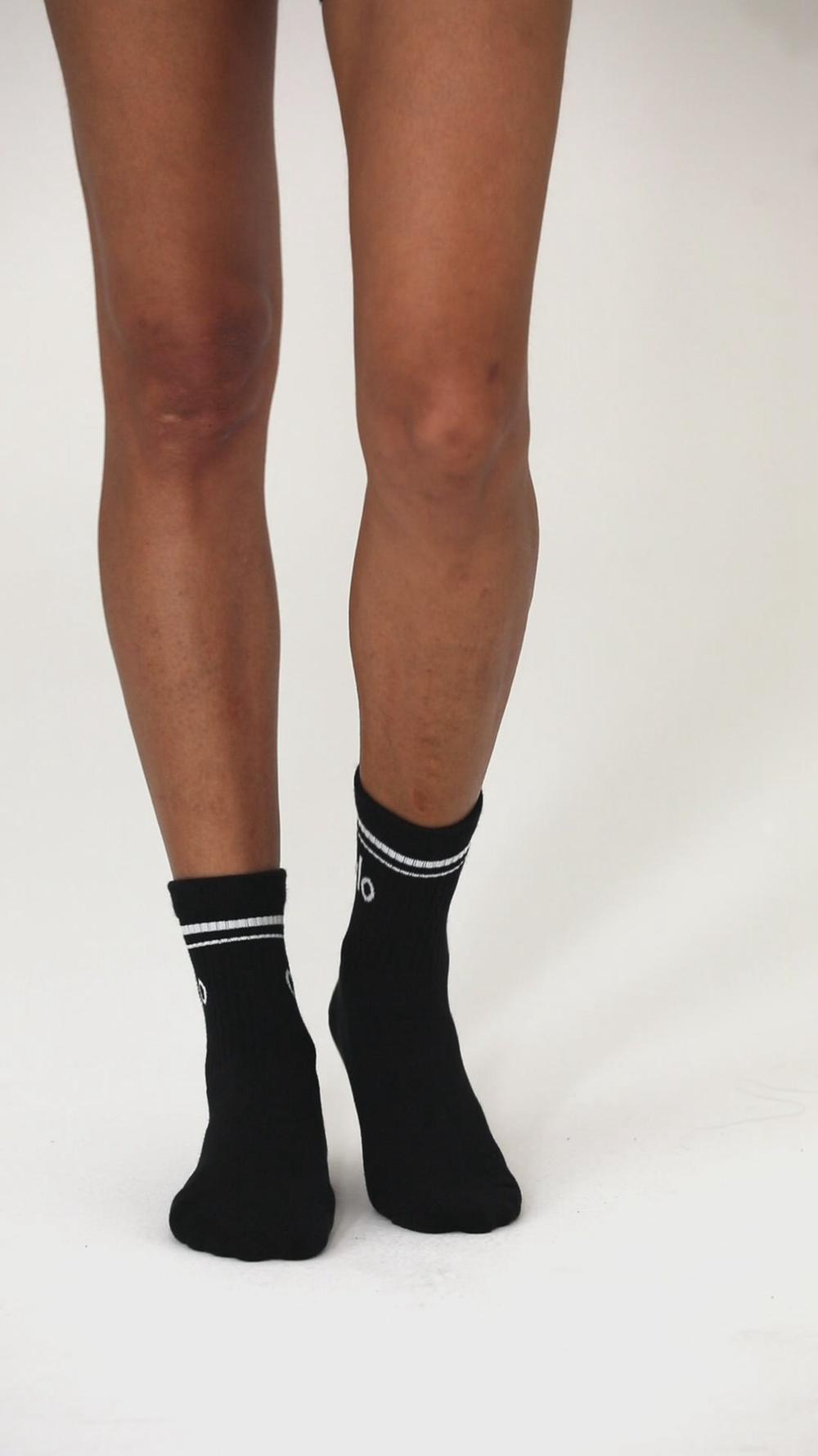 Καλτσεσ γυναικεια Alo Yoga Unisex Half-Crew Throwback γκρι ασπρα | Greece  JZYWL-9364