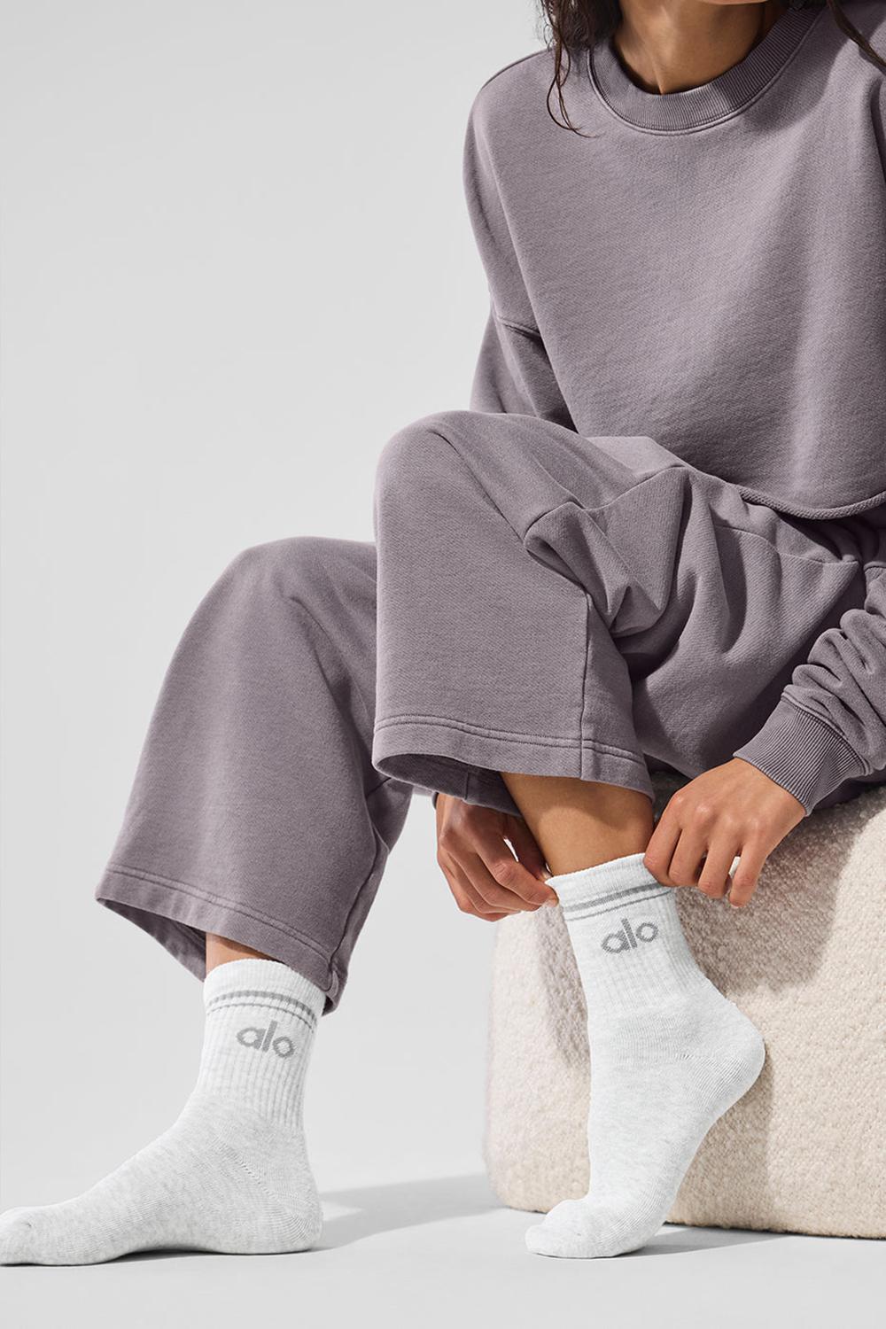 Καλτσεσ γυναικεια Alo Yoga Unisex Half-Crew Throwback ασπρα γκρι | Greece  QKWLI-9357