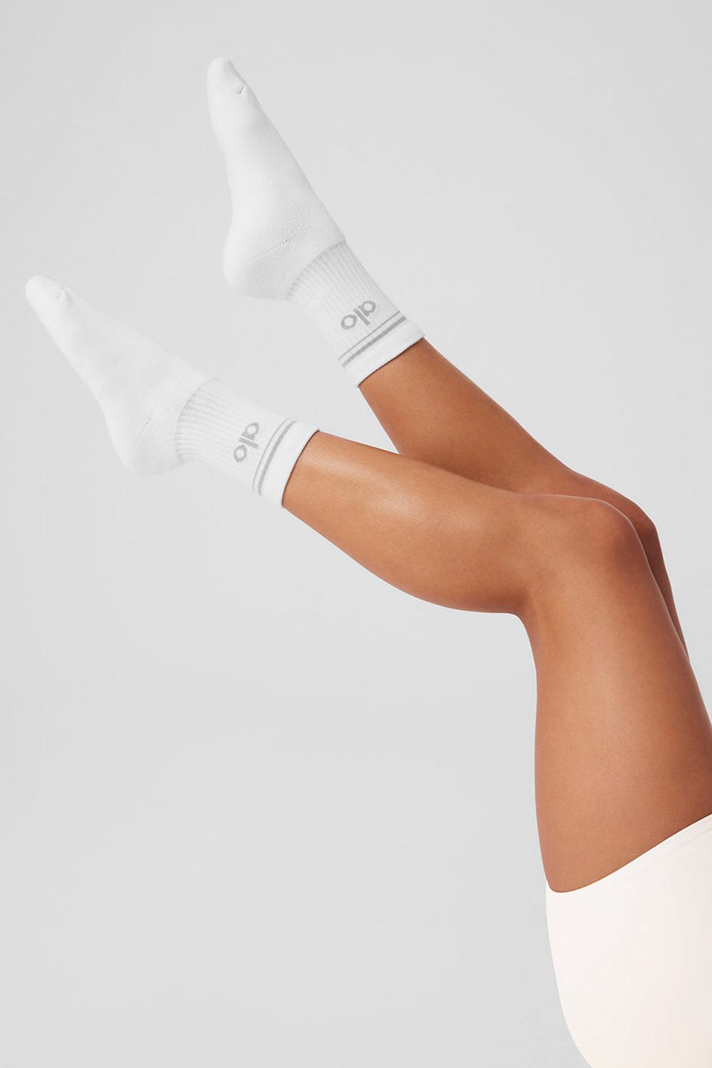 Καλτσεσ γυναικεια Alo Yoga Unisex Half-Crew Throwback ασπρα Τιτάνιο | Greece  YWSLZ-7318