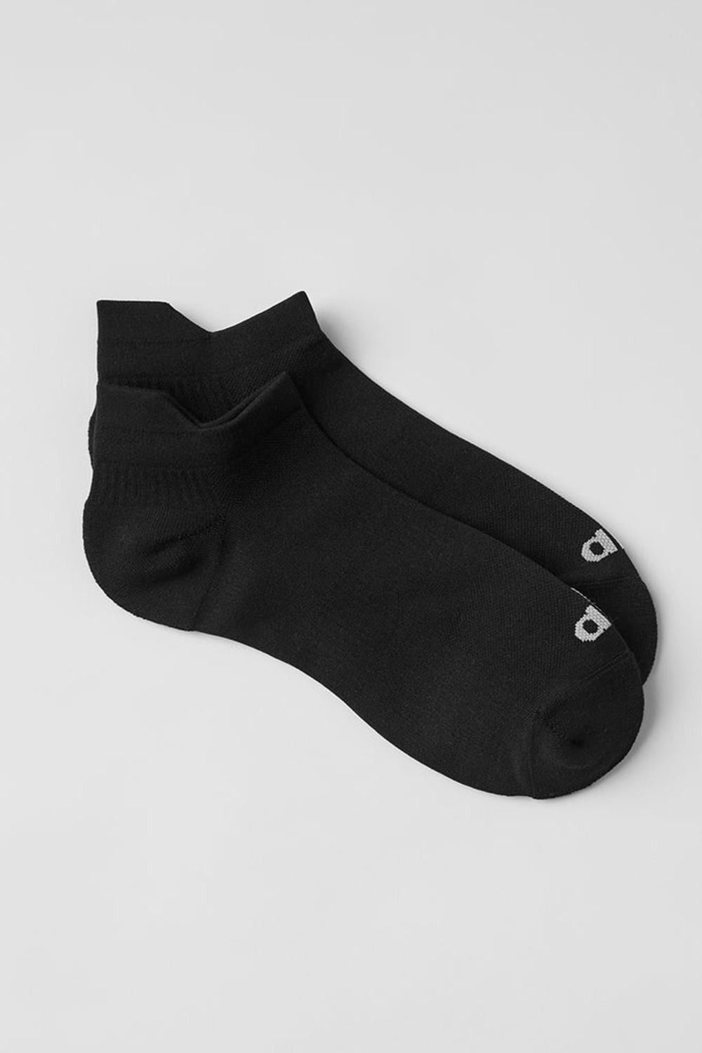 Καλτσεσ γυναικεια Alo Yoga Unisex Performance Tab μαυρα Τιτάνιο | Greece  OBNRL-2076