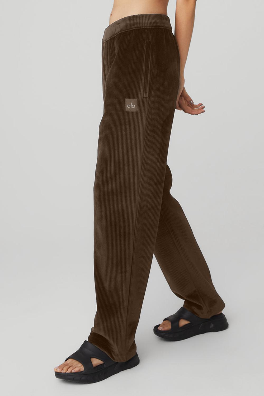 Παντελονι γυναικεια Alo Yoga Velour Baller Espresso | Greece  XWCYL-5390