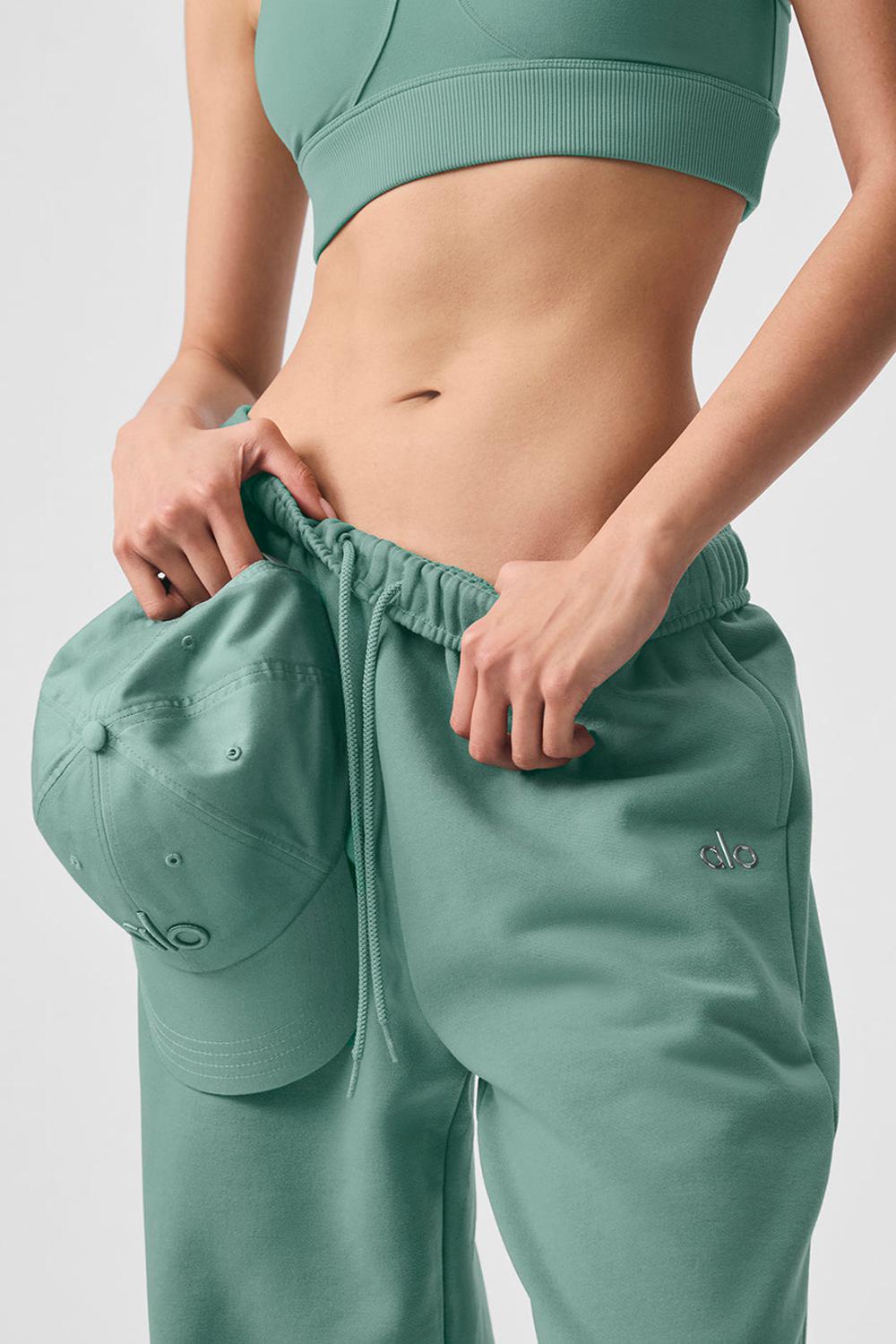 Παντελονι Φορμα γυναικεια Alo Yoga Accolade Straight Leg πρασινο | Greece  URSVQ-8296