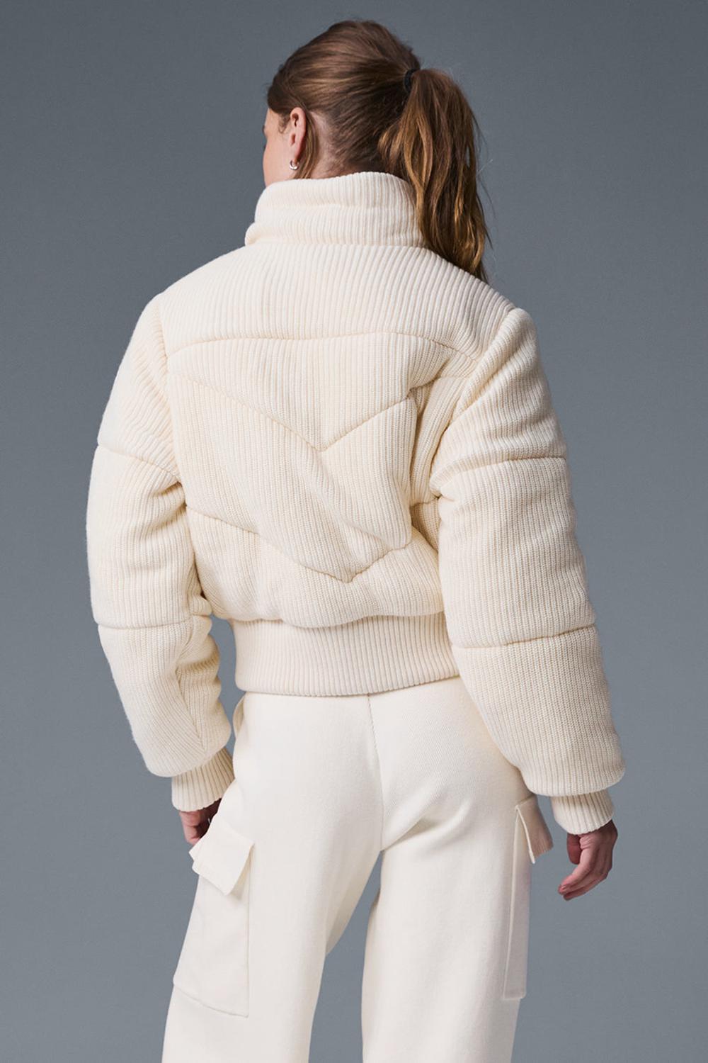 Μπουφαν Φουσκωτο γυναικεια Alo Yoga Darling Sweater Ivory | Greece  BXTOC-5192