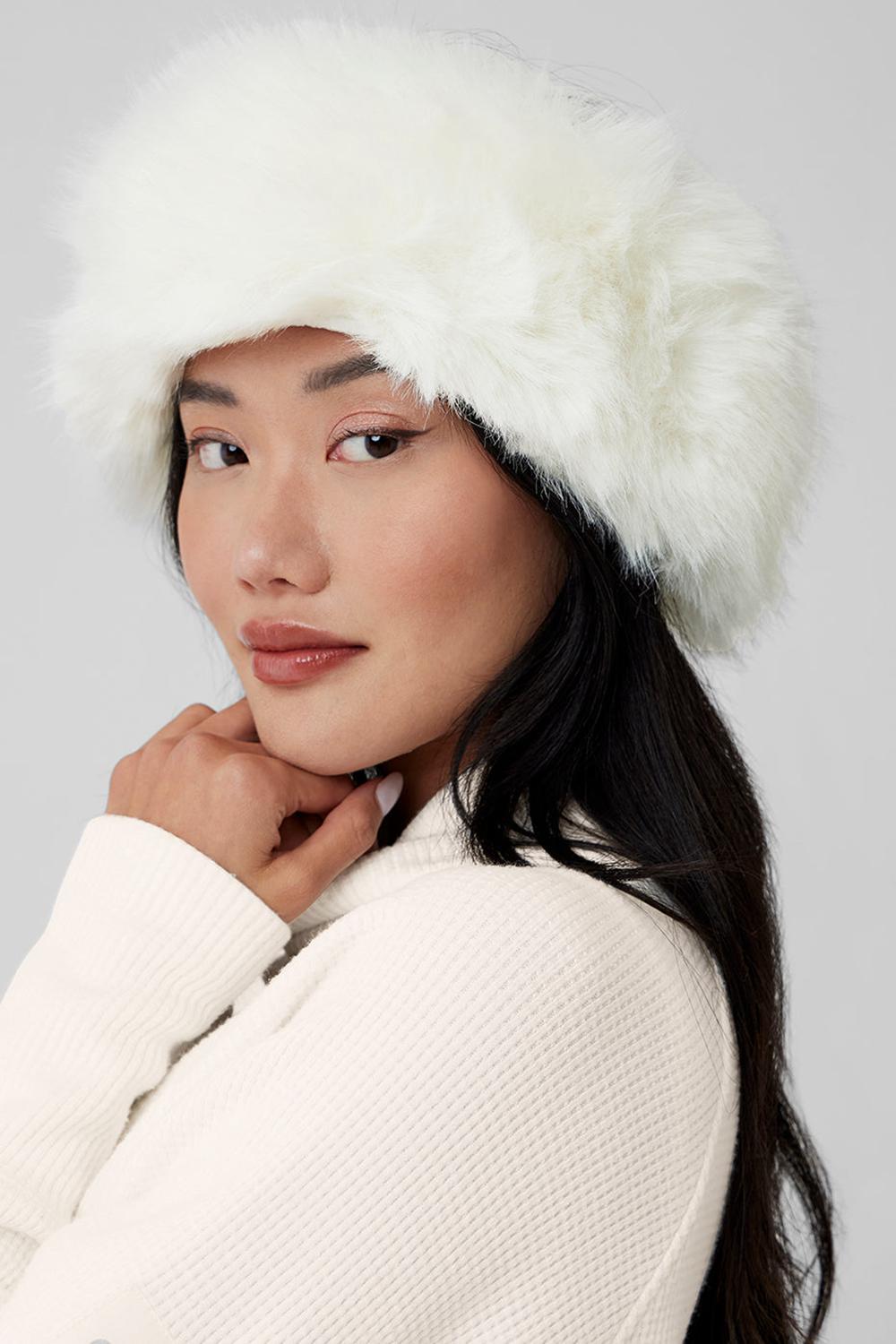 κορδελα μαλλιων γυναικεια Alo Yoga Faux Fur Wintersun Ivory | Greece  VPCFH-6518