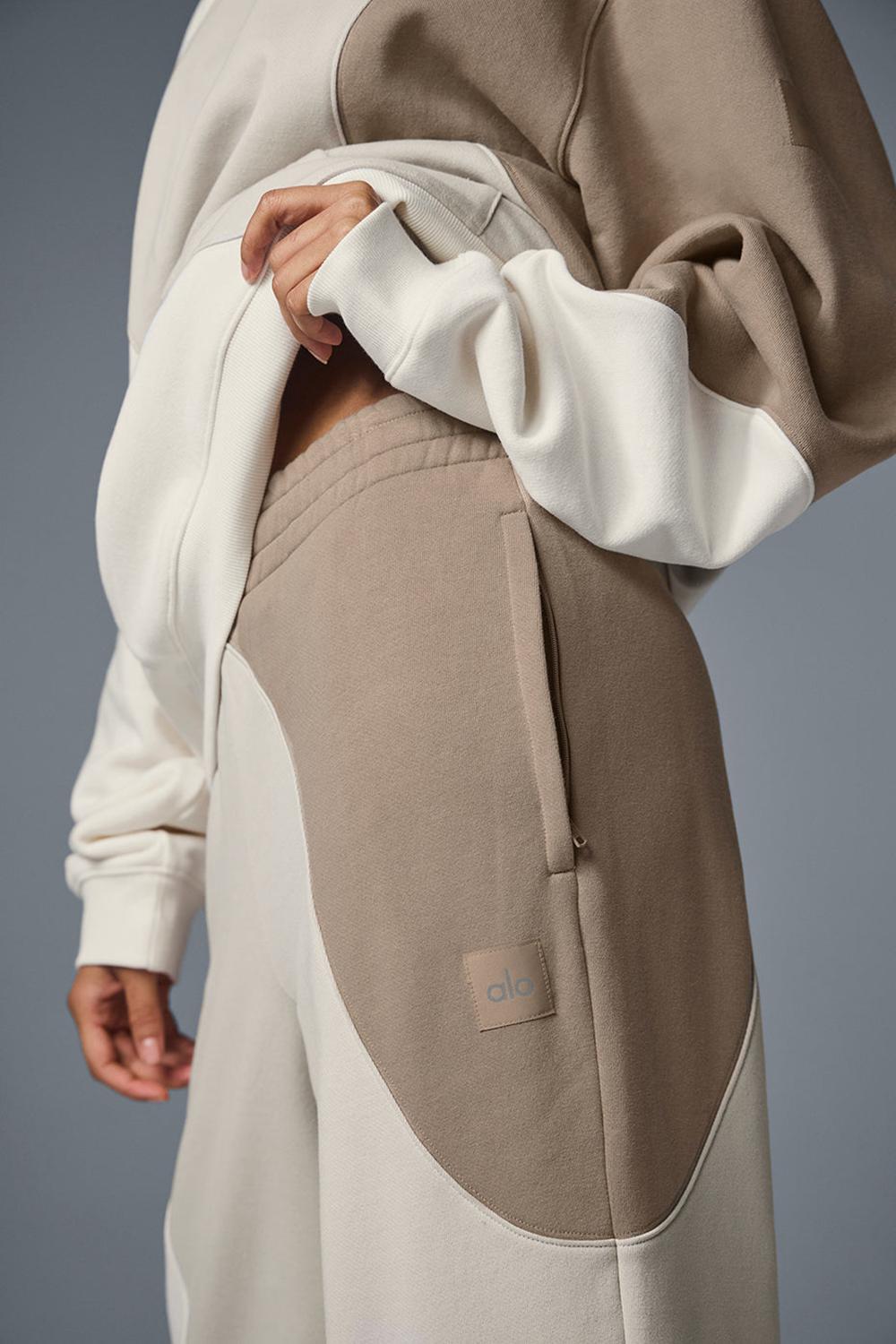 Παντελονι Φορμα γυναικεια Alo Yoga Make Waves Ivory / Bone / Gravel | Greece  WHSRF-7415