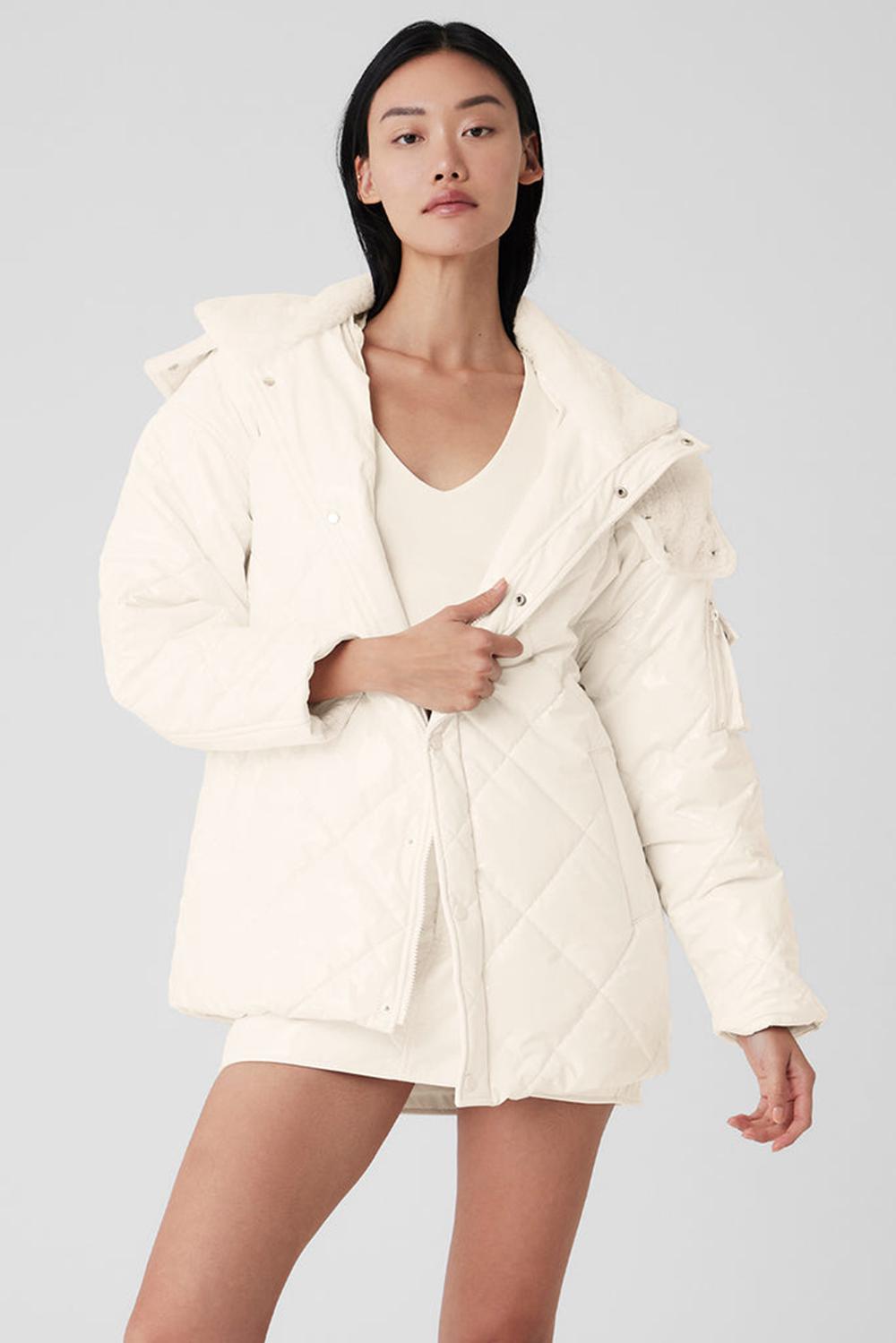 Μπουφαν Φουσκωτο γυναικεια Alo Yoga Snomoto Ivory | Greece  QYSCE-0735