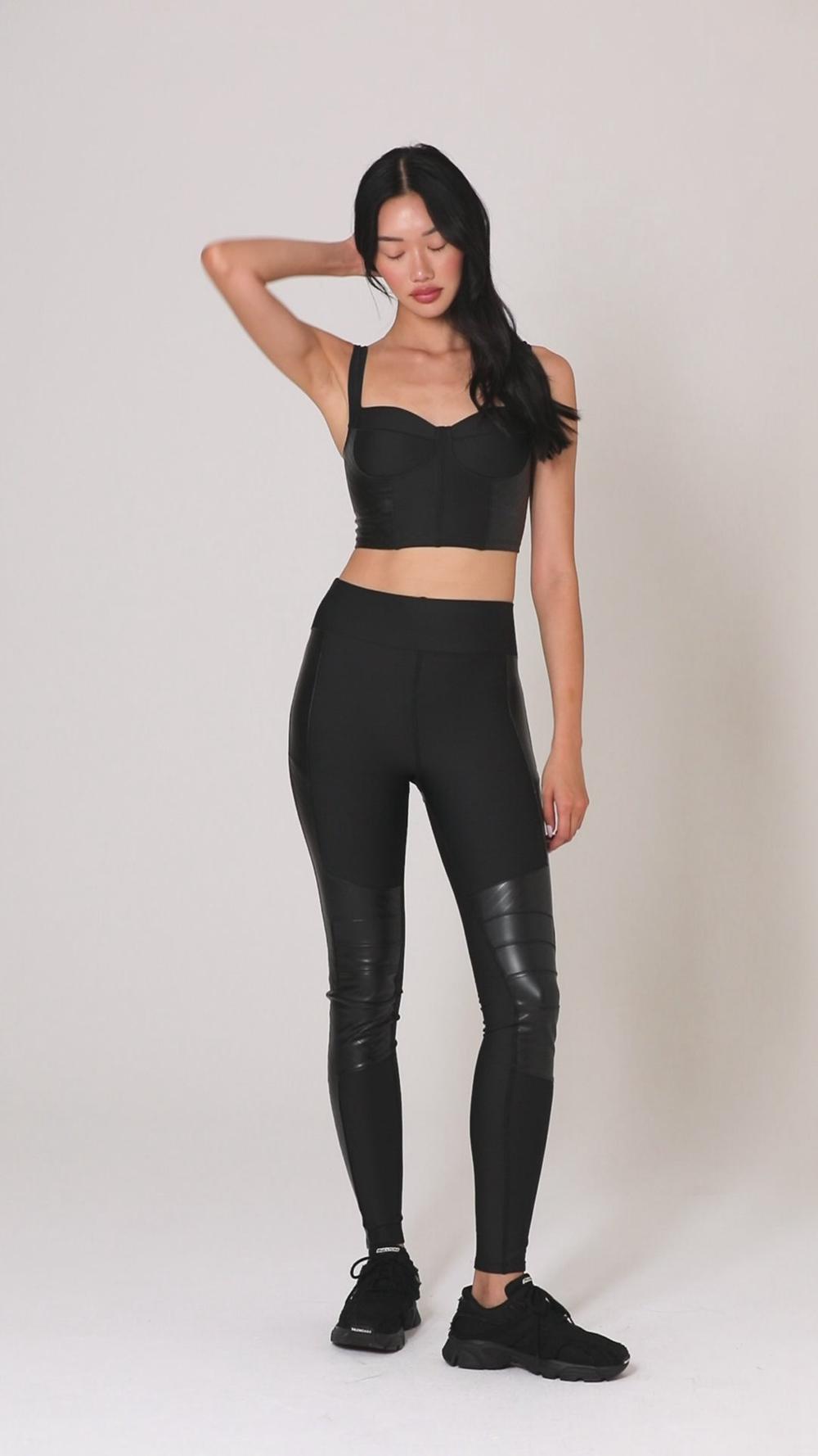 φανελακια για τρεξιμο γυναικεια Alo Yoga Airlift Winter Warm Cropped Supermoto Fog | Greece  VALKI-2853