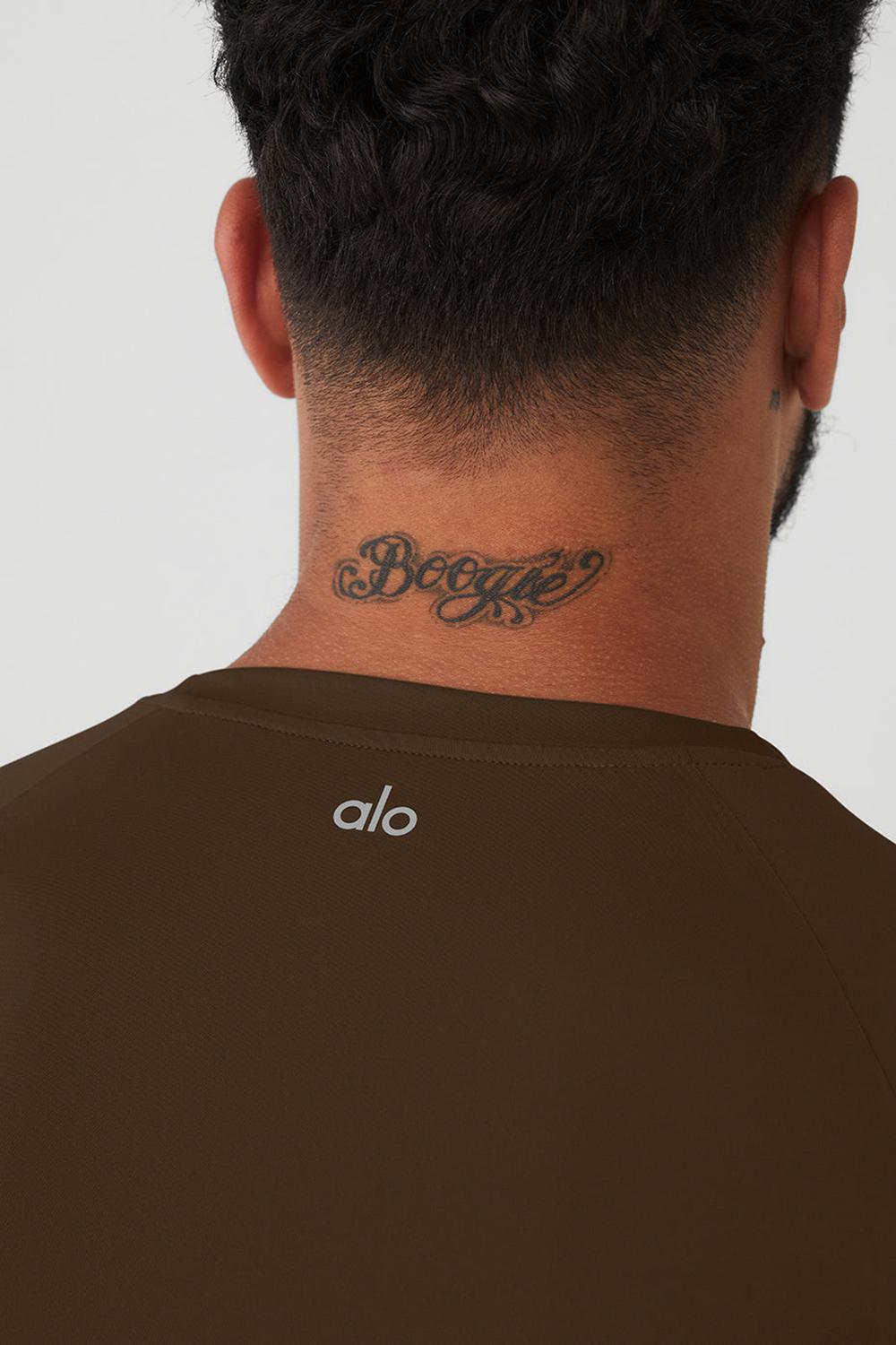 μπλουζακια για τρεξιμο ανδρικα Alo Yoga Idol Long Sleeve Performance Espresso | Greece  VDITO-5729