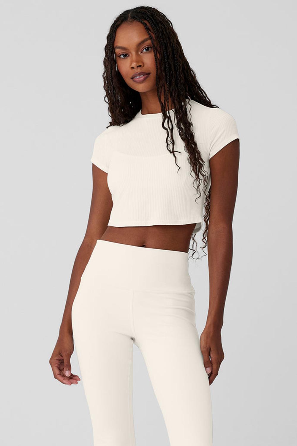 μπλουζακια για τρεξιμο γυναικεια Alo Yoga Ribbed Sea Coast Cropped Sleeve Ivory | Greece  FIPXW-3609