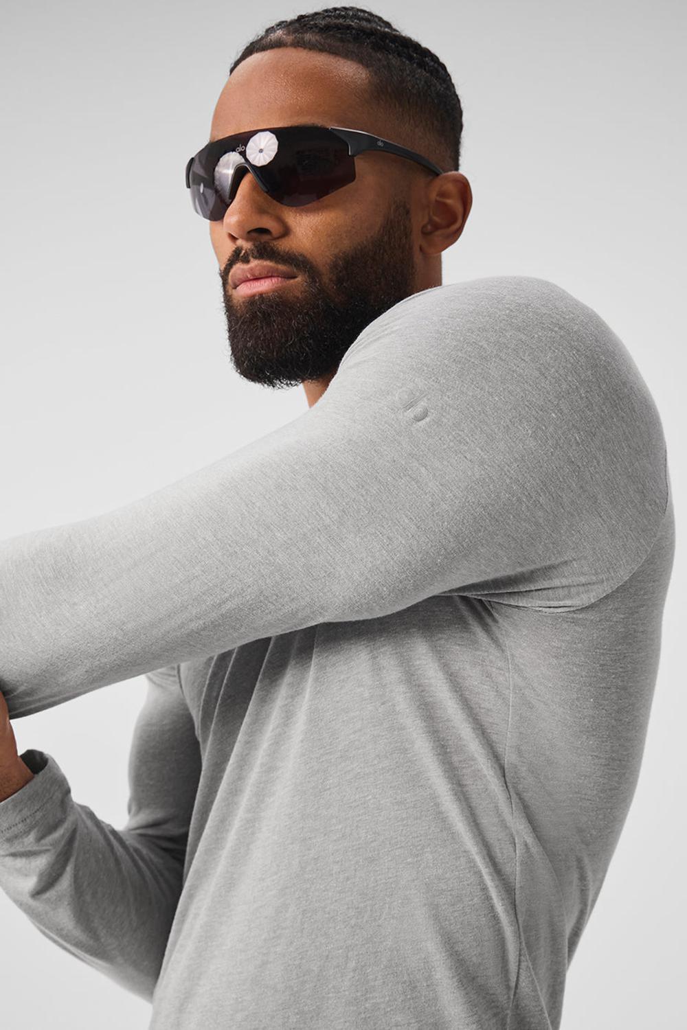 μπλουζακια για τρεξιμο ανδρικα Alo Yoga Triumph Long Sleeve γκρι | Greece  JRGMQ-4537