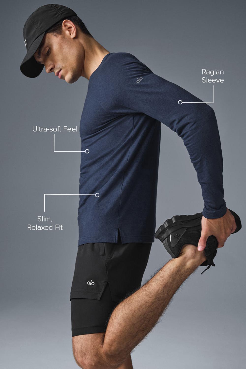 μπλουζακια για τρεξιμο ανδρικα Alo Yoga Triumph Long Sleeve σκουρο μπλε | Greece  WTAHF-6457