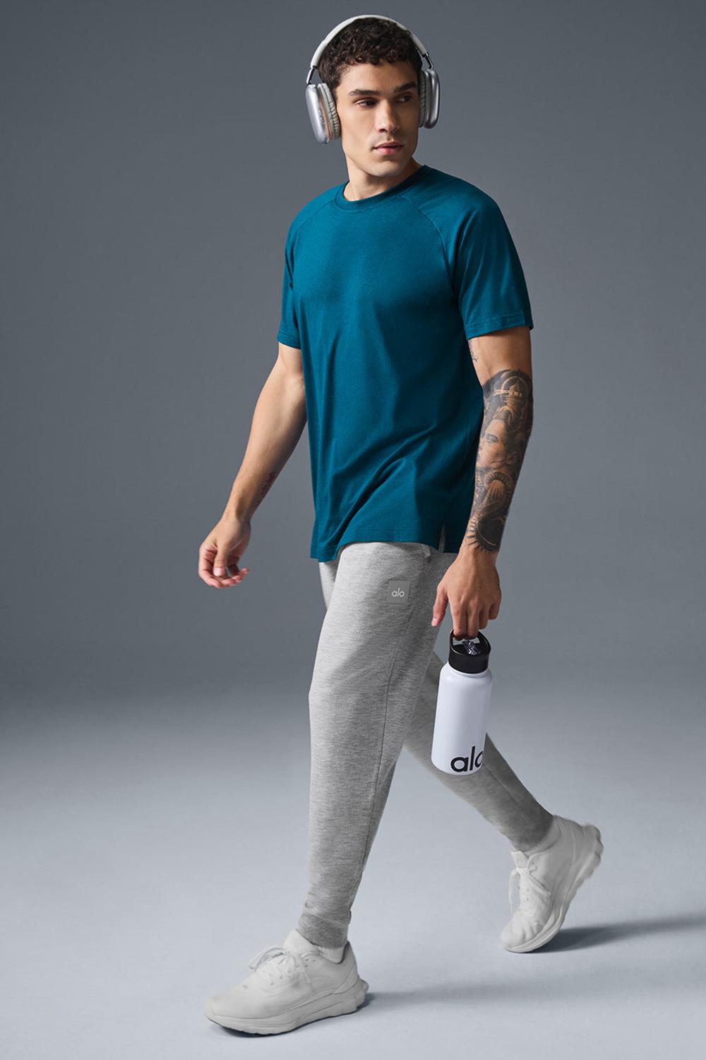 μπλουζακια για τρεξιμο ανδρικα Alo Yoga Triumph Raglan μπλε | Greece  UYNQH-2961
