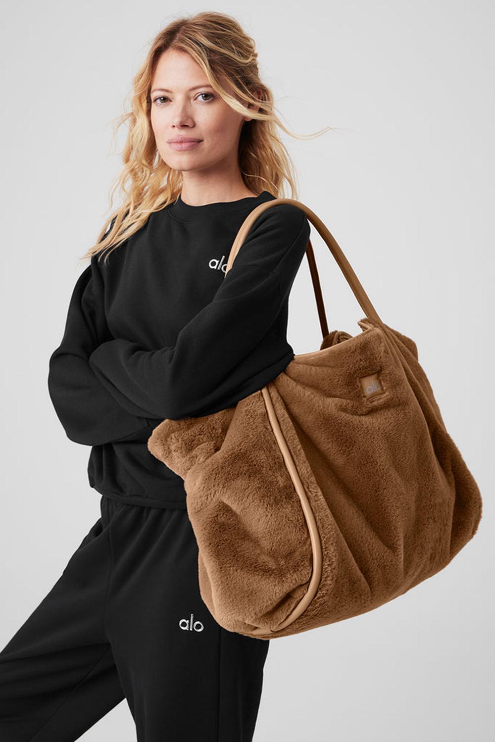 τσάντεσ tote γυναικεια Alo Yoga Faux Fur Toasted Almond | Greece  FEMVN-5901