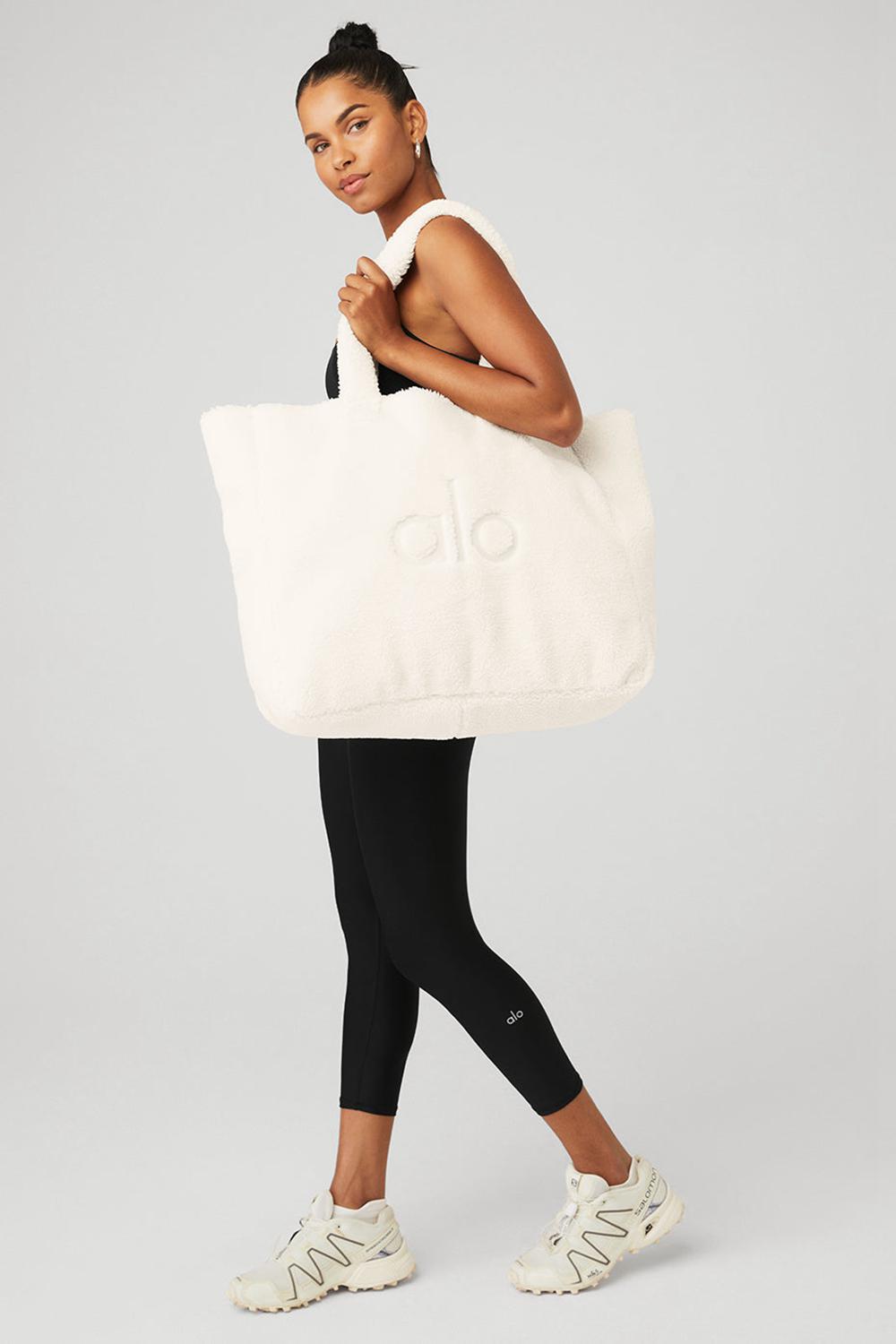 τσάντεσ tote γυναικεια Alo Yoga Foxy Sherpa Ivory | Greece  SXKUA-0271